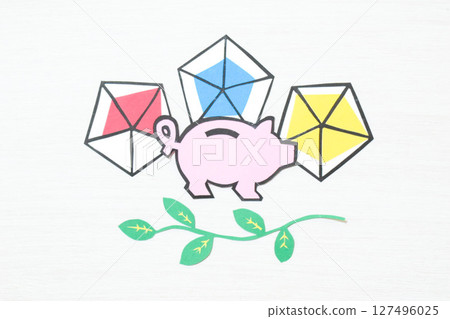 Image of savings and radar chart Image of savings and radar chart 127496025