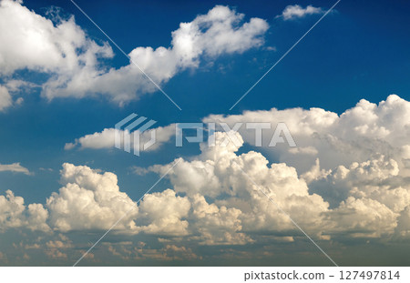 Florida weather in summer rain season. Blue sky with white clouds. Bright skyscape 127497814