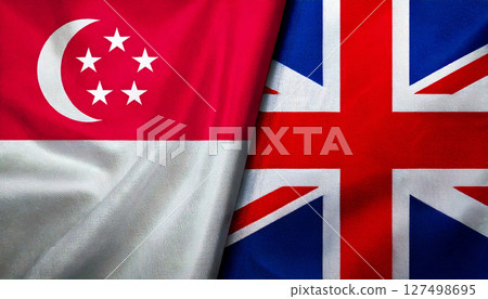英國和新加坡國旗。 127498695