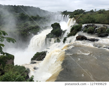 伊瓜蘇瀑布 127499629