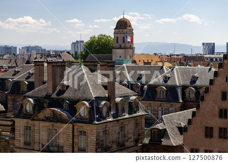 Photo of Strasbourg France with Cathedral and Traditional German Fachwerkhaus Architecture Photo of Strasbourg France with Cathedral and Traditional German Fachwerkhaus Architecture 127500876