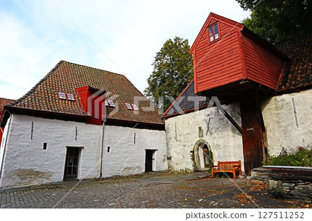 Bryggen in Bergen, Norway 127511252