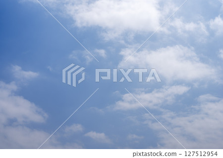 Summer sky, blue sky, summer, sunny, June [Tokyo] 127512954