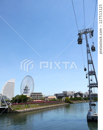 Landscape of Minato Mirai 127513125