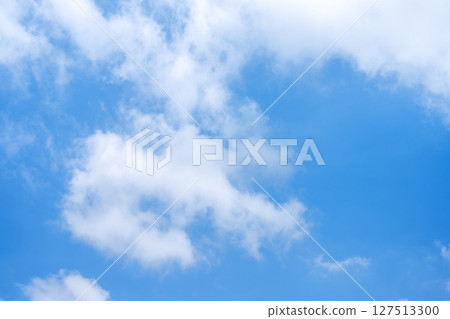 夏日的天空，夏日的天空，藍天，天空，夏天，晴朗，六月[東京] 127513300