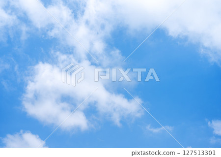 夏日的天空，夏日的天空，藍天，天空，夏天，晴朗，六月[東京] 127513301