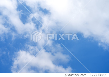Summer sky, blue sky, summer, sunny, June [Tokyo] 127513333