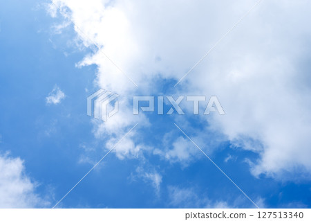 Summer sky, blue sky, summer, sunny, June [Tokyo] 127513340