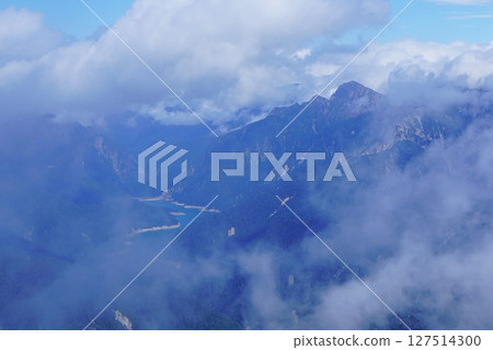 Lake Kurobe and Mount Harinoki from Mount Akaushi 127514300
