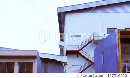 building site with house under construction 127516930