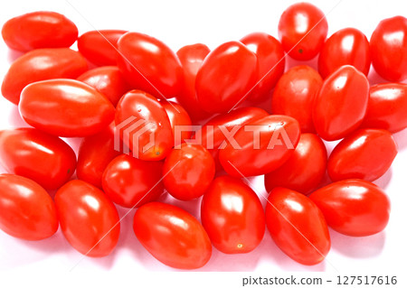 Cherry tomato (angele) Cherry tomato (angele) 127517616