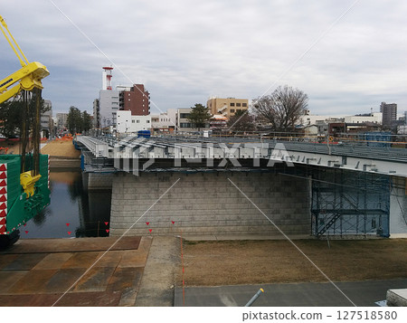 Bridge construction site with crane / Construction site of a new bridge 127518580