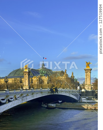 Pont Alexandre III, Paris, France Pont Alexandre III, Paris, France 127519994