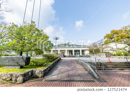 晴天時的石川縣立美術館,石川縣金澤市 晴天時的石川縣立美術館,石川縣金澤市 127521474