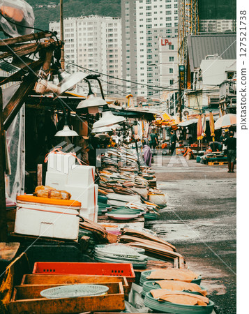 Busan Jagalchi Market 127521738