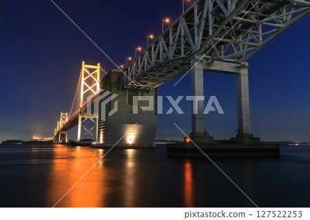 [Kagawa Prefecture] Night view of "Seto Ohashi Bridge" seen from Seto Ohashi Memorial Park (light up) 127522253