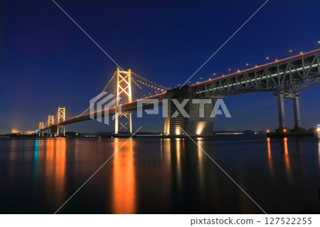 [香川縣]從瀨戶大橋紀念公園看到的“瀨戶大橋”夜景（點亮） 127522255