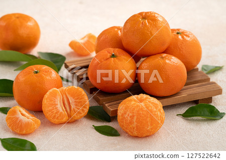 orange agriculture mikan Tangerine white background mikan みかん orange agriculture mikan Tangerine white background mikan みかん 127522642