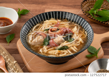 魷魚羹 魷魚羹麵 squid thick noodle soup イカのとろみスープ 魷魚羹 魷魚羹麵 squid thick noodle soup イカのとろみスープ 127522717