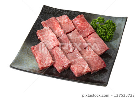 Wagyu beef shoulder loin for yakiniku_02 (with cutout path) Wagyu beef shoulder loin for yakiniku_02 (with cutout path) 127523722