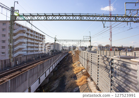 Keio Line tracks 127523991