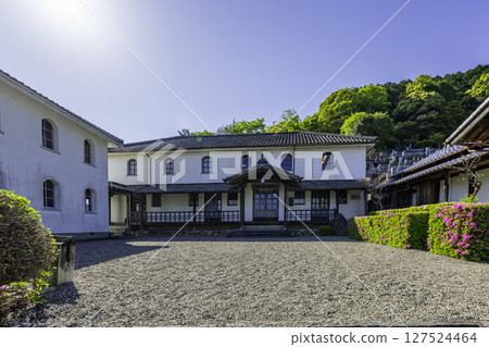 西予宇及文化村開明學校 愛媛郡西予市 127524464
