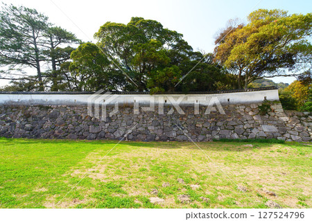 Hagi Castle: National Historic Site and World Heritage Site 127524796