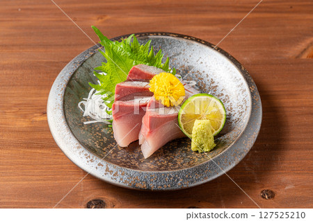 新鮮的生魚片 127525210