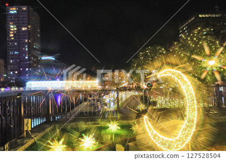 Illumination at Ogaibashi Bridge in downtown Kitakyushu Illumination at Ogaibashi Bridge in downtown Kitakyushu 127528504