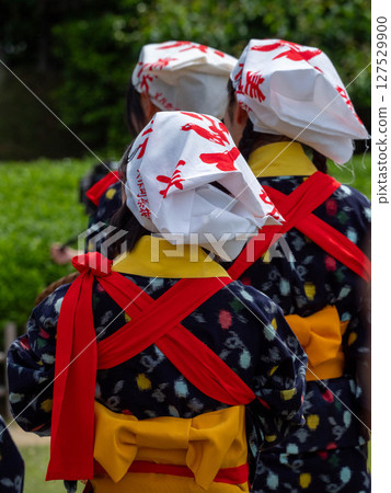 後樂園採茶少女的背影 127529900