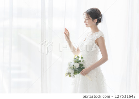 Bridal image Bridal image 127531642