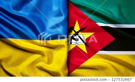 莫三比克國旗和烏克蘭國旗。 127532667
