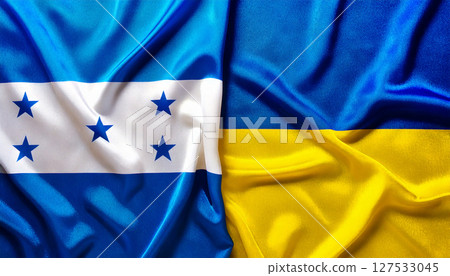洪都拉斯和烏克蘭國旗。 127533045
