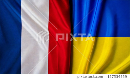 法國和烏克蘭國旗。 127534339