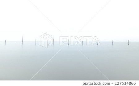 Expressing a fantastic calm with long exposure 127534860