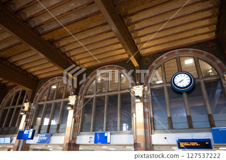 Amsterdam Central Station/Netherlands Amsterdam Central Station/Netherlands 127537222