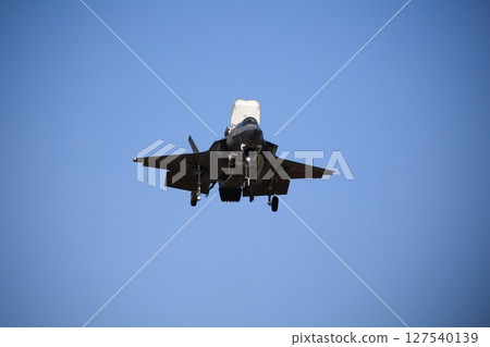 Hovering fighter jet Hovering F35 F-35 Hovering fighter jet Hovering F35 F-35 127540139