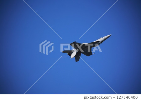 Acrobatic Hornet F-18 127540400