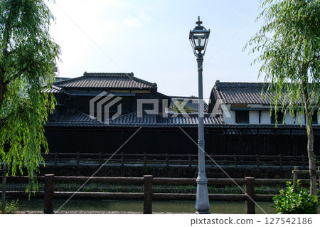 Storehouse and street lamp 127542186