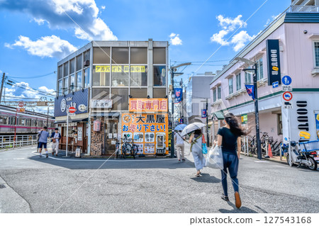 東京調布市杜鵑丘站的城市景觀 127543168