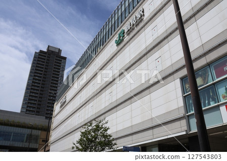 JR京濱東北線、鶴見線、鶴見站 JR京濱東北線、鶴見線、鶴見站 127543803