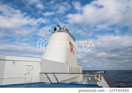 [Tokyo Kyushu Ferry Funnel bound for Mayu Shinmoji] 127544260