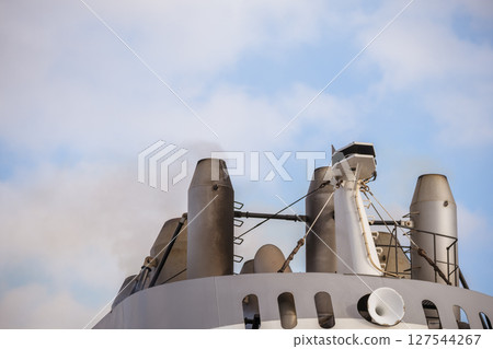 [Tokyo Kyushu Ferry Funnel bound for Mayu Shinmoji] 127544267