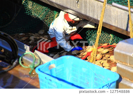 Scallop fishery Scallop fishery 127548886