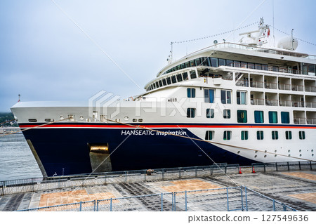 長崎港遊輪抵達（漢薩靈感號）松枝碼頭 [長崎市] 127549636