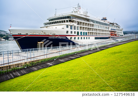 長崎港遊輪抵達（漢薩靈感號）松枝碼頭 [長崎市] 127549638