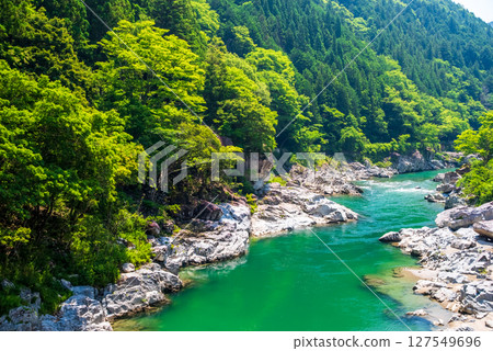 中山七里【岐阜縣飛騨川的壯麗景色】 127549696