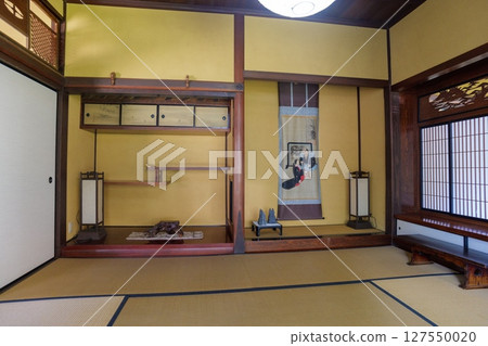 秋天的美濃屋敷 127550020