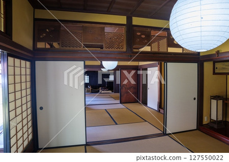 秋天的美濃屋敷 127550022