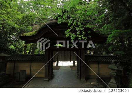 金刀比羅神社內宮山門的樸實景色 金刀比羅神社內宮山門的樸實景色 127553004